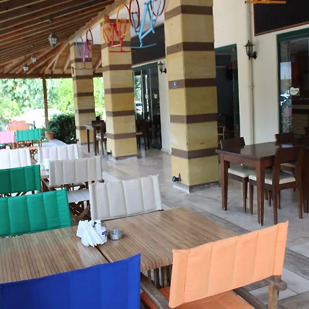 Hotel Avlu 3*