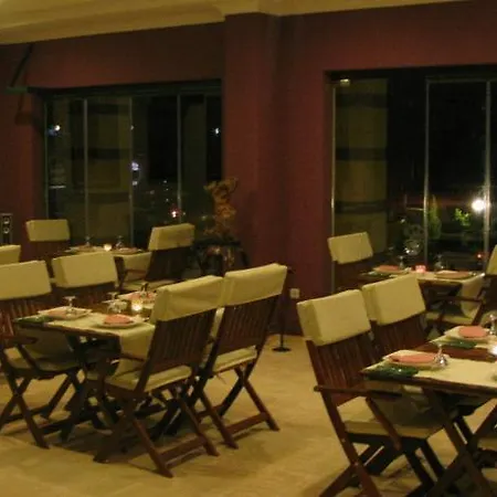 Otel Avlu 3*