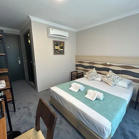 Avlu Otel Kemer