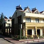 Avlu Kemer