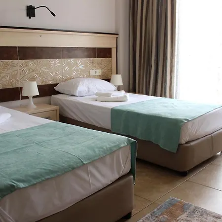 Avlu 3* Kemer